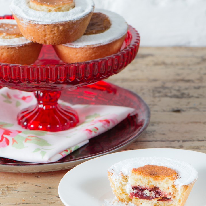 A bakewell tart is just the thing for a fancy afternoon tea.