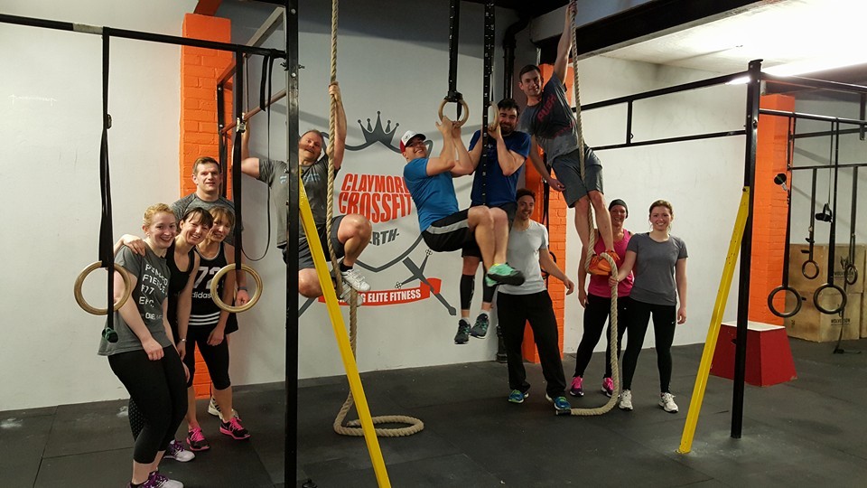 Wellbeing Claymore Crossfit hanging around