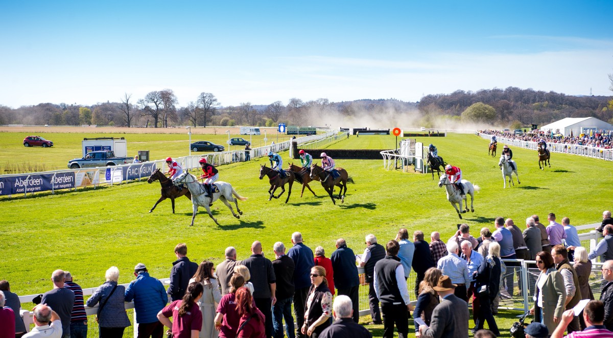 The prize money for this winning race day is nearly £75,000 making it an ideal opportunity to watch first-class racing from the packed Grandstand area or the picnic hotspot of the Centre Course!