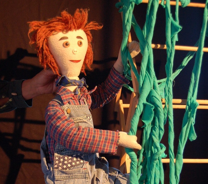 It’s Santa Day and Birnam Arts in Perthshire presents two childrens shows in one – Jack (And the Beanstalk) and Billy (Goats Gruff)!