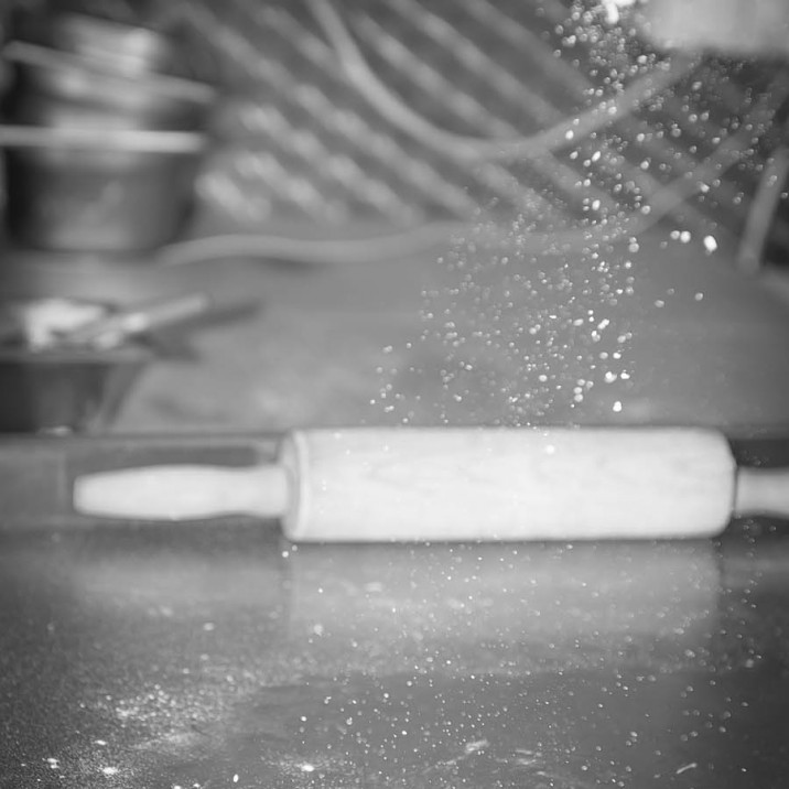 Rolling the nan bread