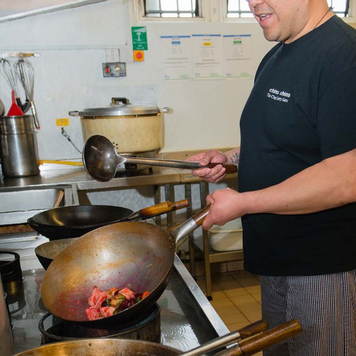 Cooking up chicken, beetroot and healthy veg for the China China Helen Mcleod!