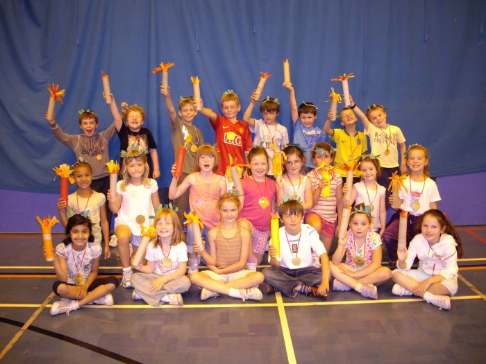 Our holiday programme sessions will keep your super heroes fighting fit, super-charged and extra happy throughout the Easter, Summer and October holidays!  The activities on offer at Strathearn during the Easter holidays include