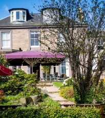 Parklands Boutique Hotel with Dining