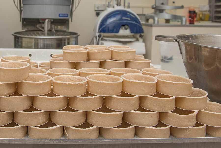 Cases ready... Let's go with the filling!