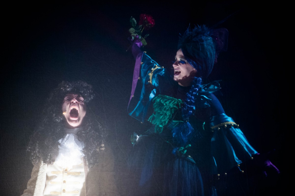 Amanda Beveridge is brilliantly evil as Deadly Nightshade.