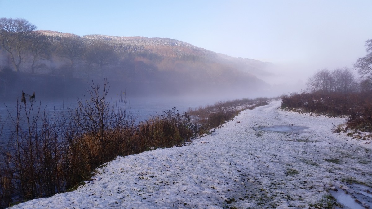 Snowy walk, Dunkeld @vab4eva