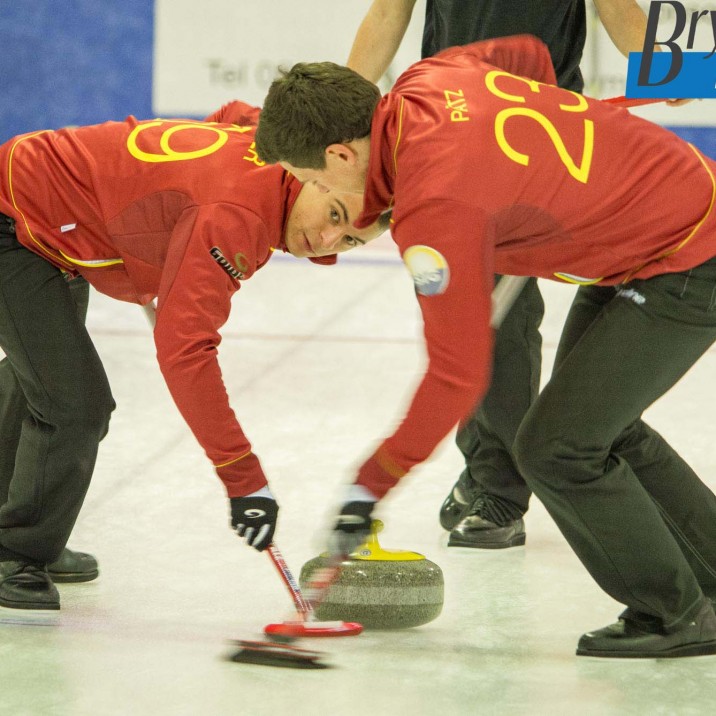 Tanner & Patz from Switzerland curling at the Mercure City of Perth Masters.
