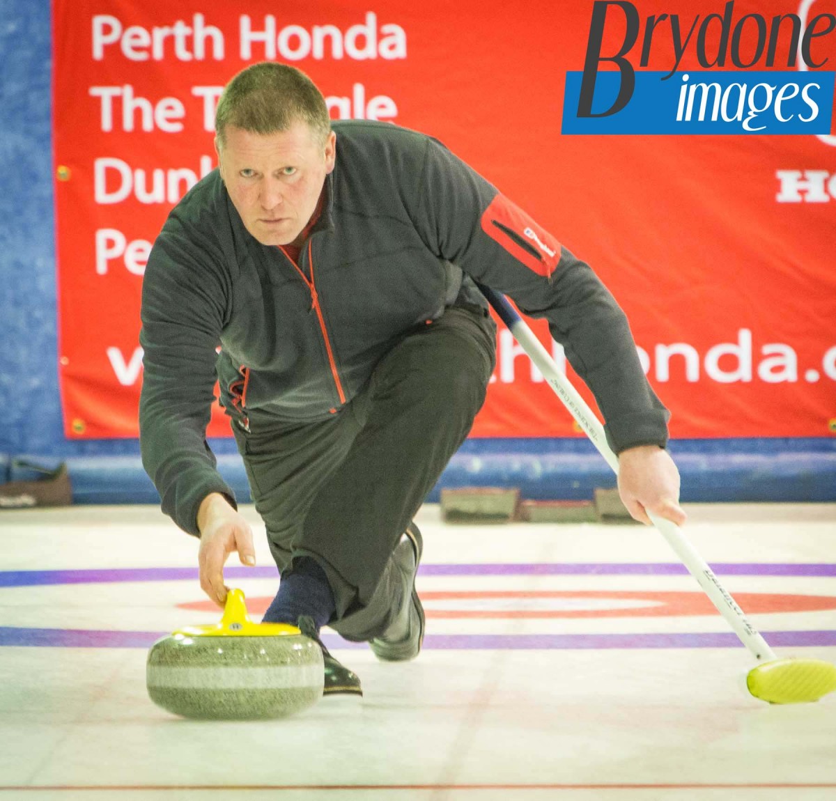Graham Shaw of local Team Shaw, curled in the 2016 Mercure City of Perth Masters