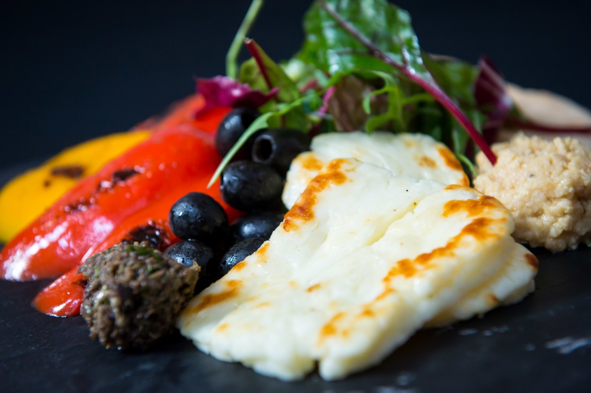 Halloumi, Olives, Hummous, Peppers and Pitta - the med platter at Glassrooms Cafe in Perth Concert Hall is one of Nicki's favourite Perth City lunches!