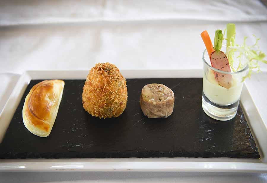 The Postbox Picnic - lunch for the people who just can't decide what to choose!