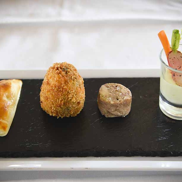 The Postbox Picnic - lunch for the people who just can't decide what to choose!