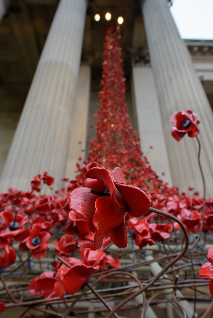 Poppies: Weeping Window by Paul Cummins - Artist and Tom Piper - Designer will open at The Black Watch Castle and Museum on 30th June and run until 25th September 2016.  This is specially presented by 14-18 NOW to mark the centenary of the First World War.