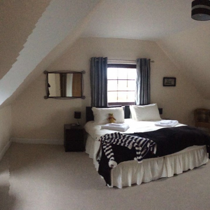 The bedrooms at Cauldcotts House are bright and spacious.