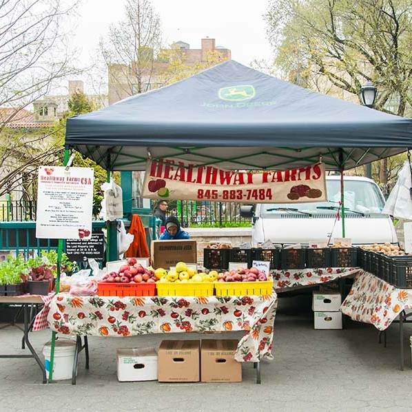 New York market stall selling fresh fruit.