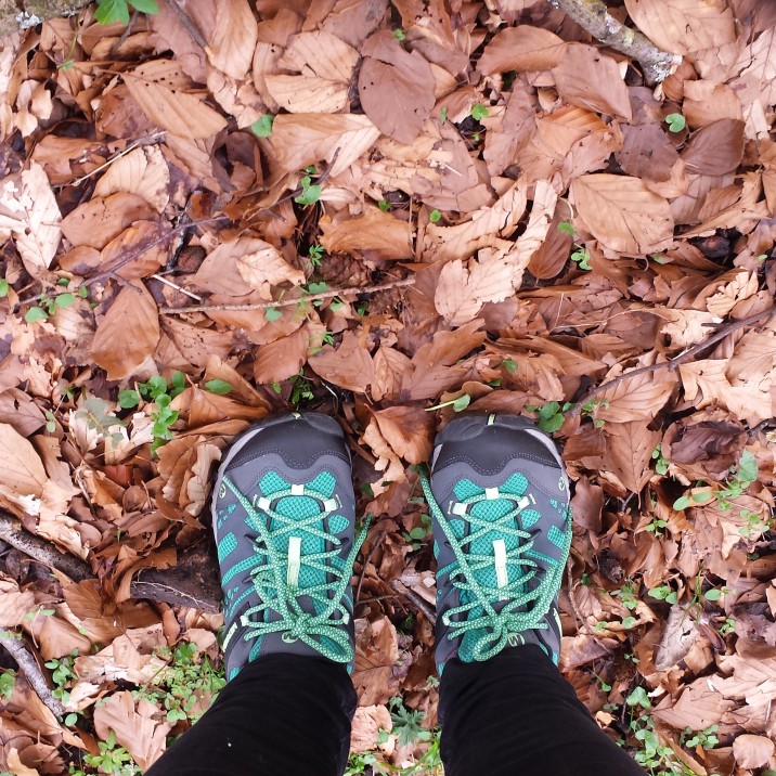 BIRNAM Walking Shoes