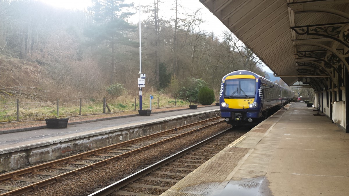 BIRNAM train station