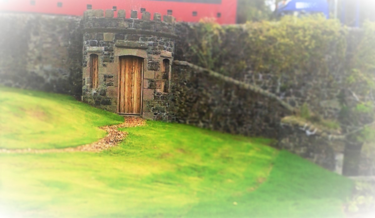 Try to find this secret turret when you visit Rodney Gardens!