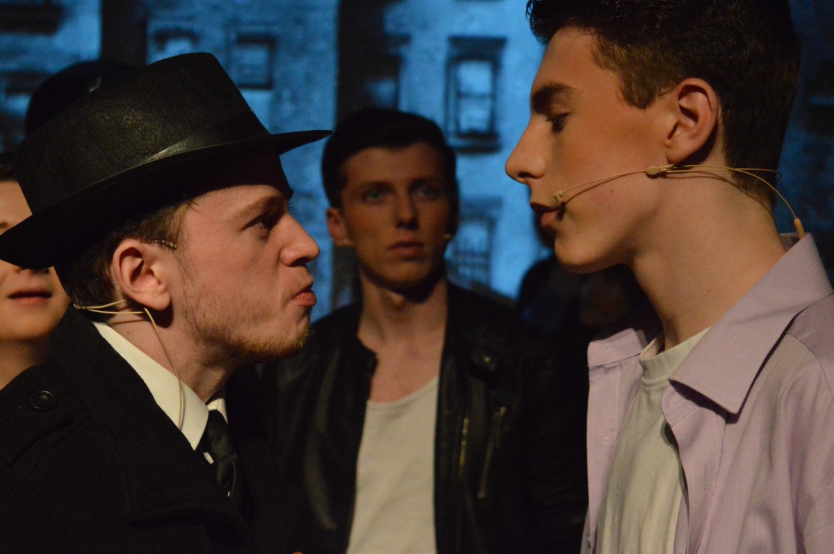 WEST SIDE - Guys arguing