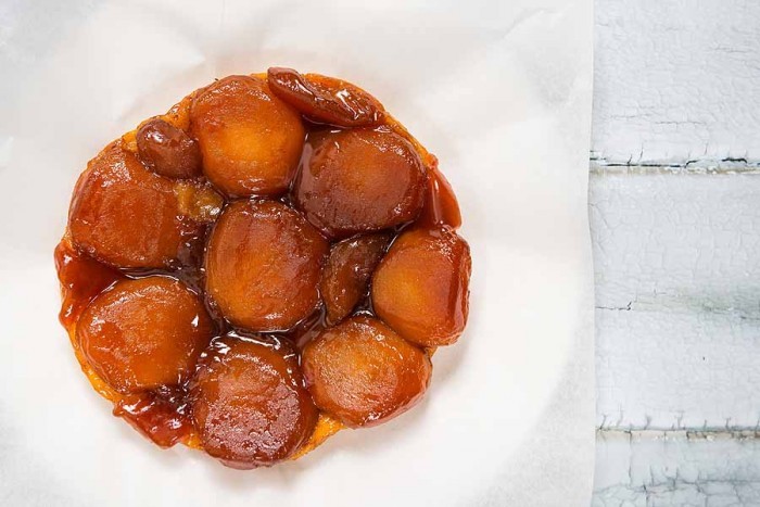 Gill recently did a photoshoot with the lovely Sarah Mellerish of Let's Cook Scotland and absolutely loved the Apple Tart Tatin she was making on the day of the shoot.