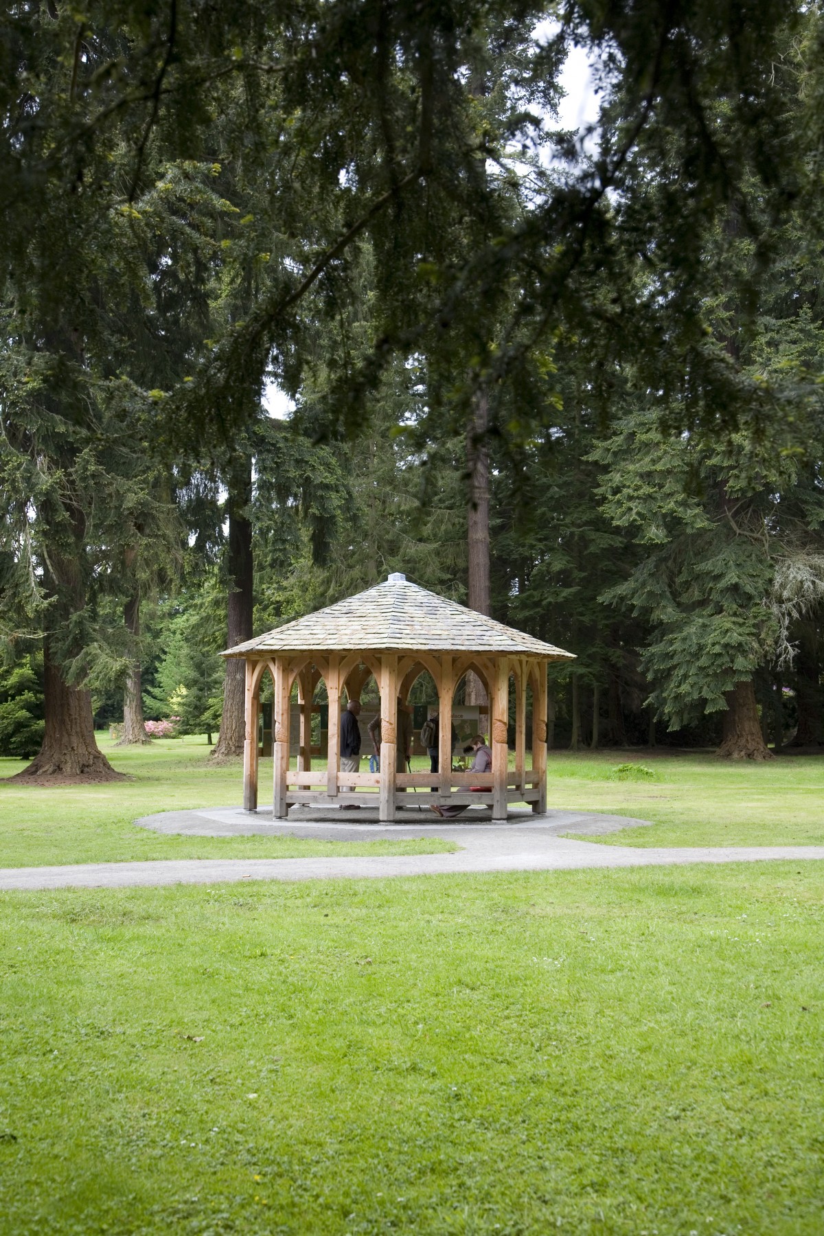 There are many places to sit and enjoy the gardens within the grounds of Scone Palace.
