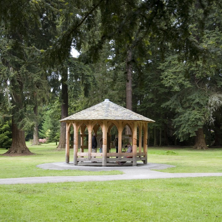 There are many places to sit and enjoy the gardens within the grounds of Scone Palace.