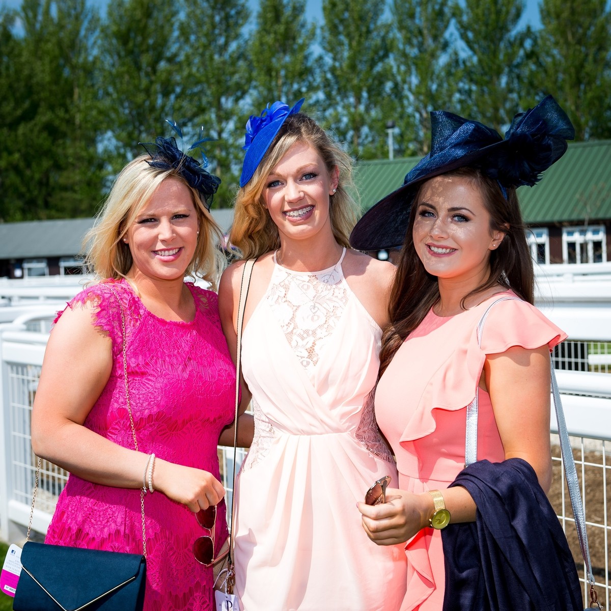 Looking great ladies! We loved all the different outfits and hats on the day.