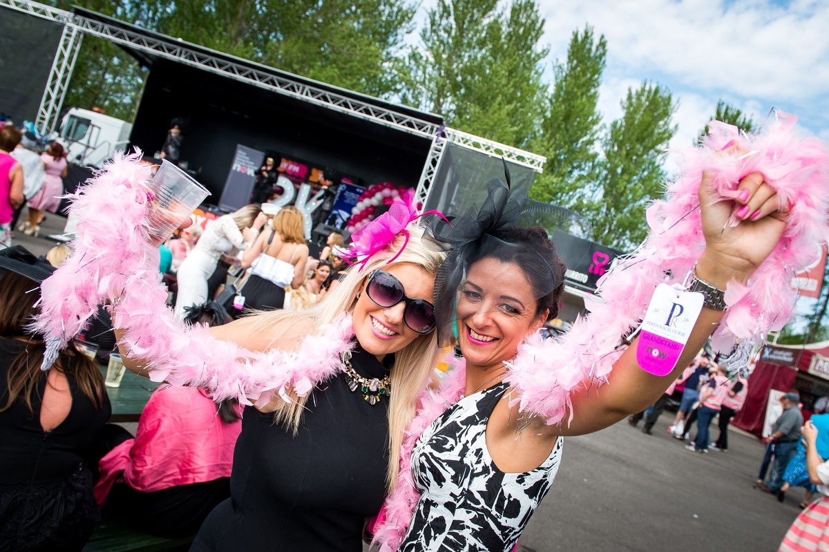 A feather boa is the perfect accessory! A great time was had by all at Ladies Day 2016 at Perth Racecourse.