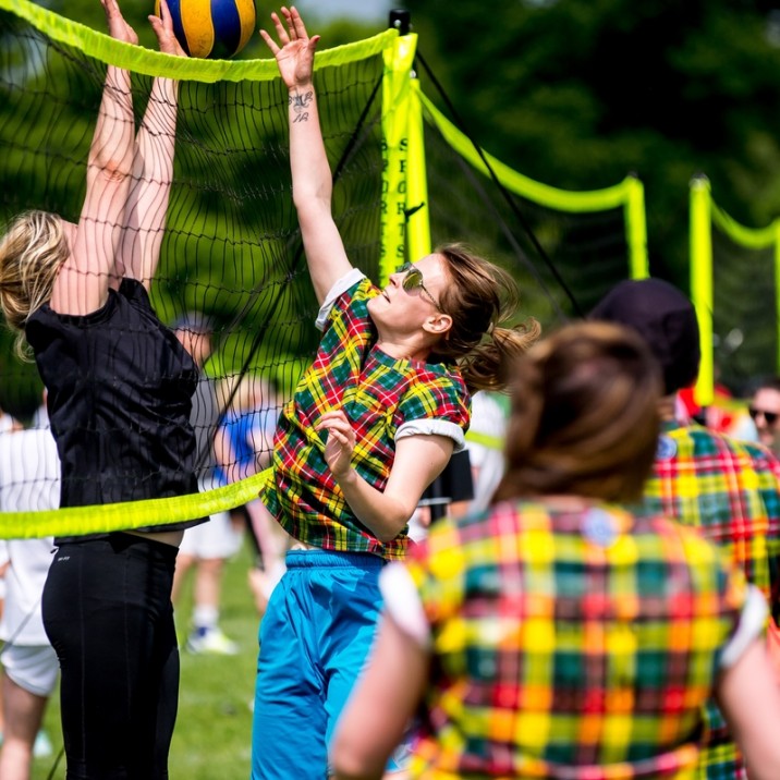 The volleyball teams were all wearing their team colours.  We loved the tartan shirts!