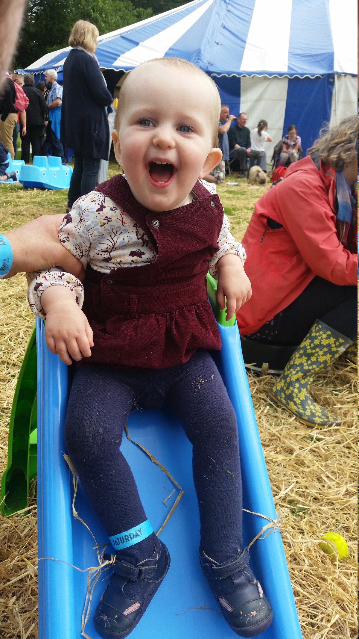 Solas Freya on slide