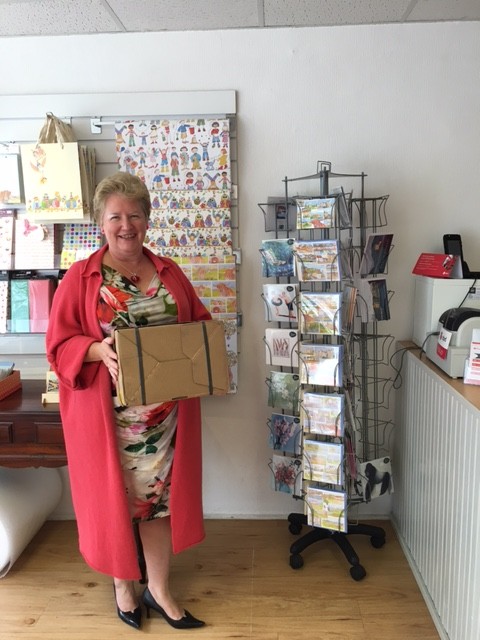 Pharos Parcel in Perth UK are proud to be Perth's only independent one stop parcel shop.
Call into George Street to send parcels, letters and packets within the UK and all over the world at discounted rates.
They also sell beautiful cards, wrapping paper and everything you need to send your parcel.