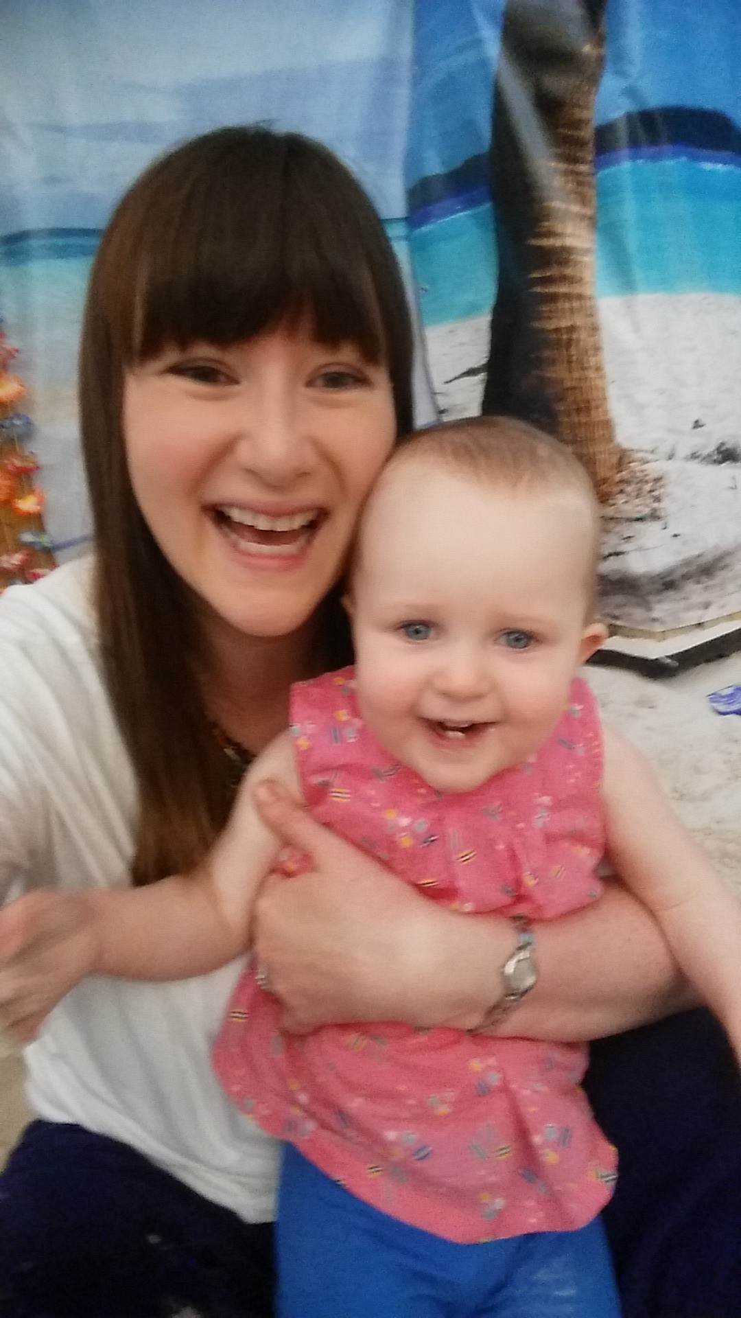 Glendoick Beach Freya/Rhona selfie