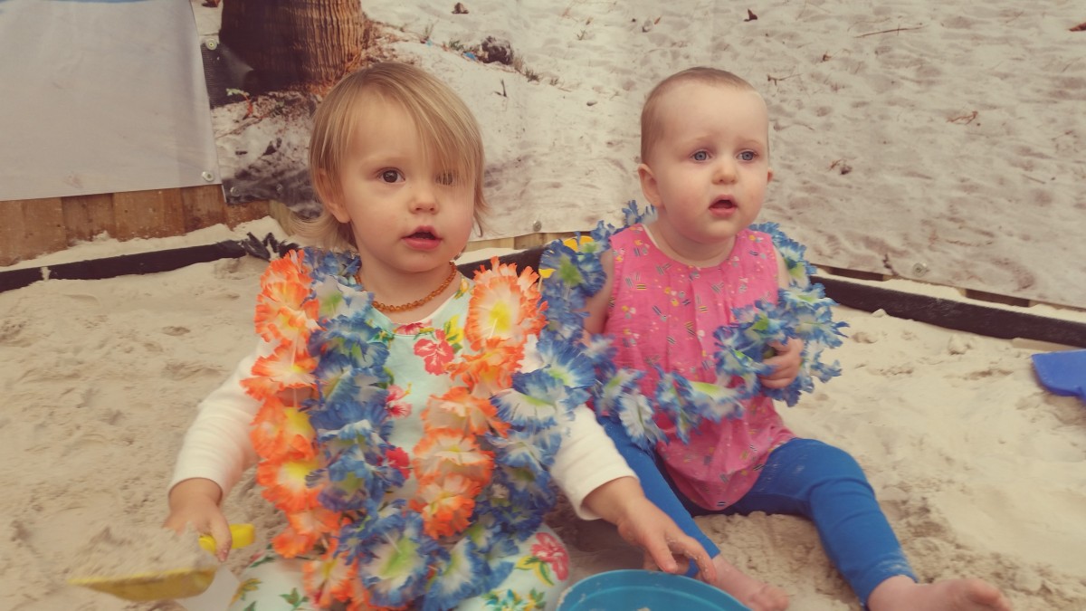 Glendoick Beach Freya/Alexandria necklaces