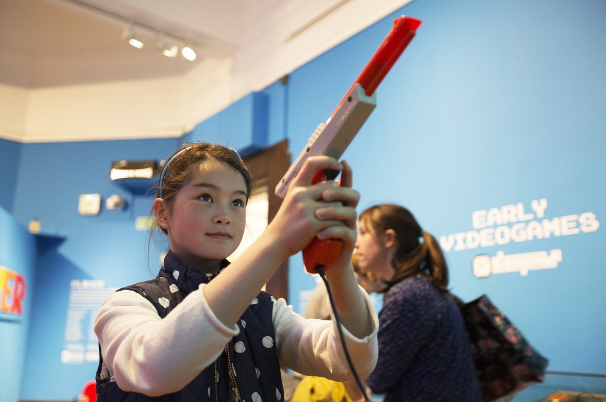 Challenge your family with retro games such as Super Mario Bros, Star Wing and Sega Rally, experience early virtual reality with Nintendo Virtual Boy at the Player event at Perth Musuem and Art Gallery.