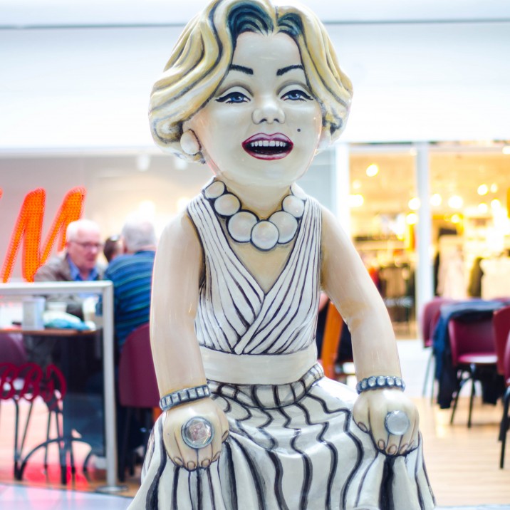 Sally Adam presents Wullamyn, Inspired by Marilyn Monroe, this Wullie is indulging in heels, diamonds and jewels!