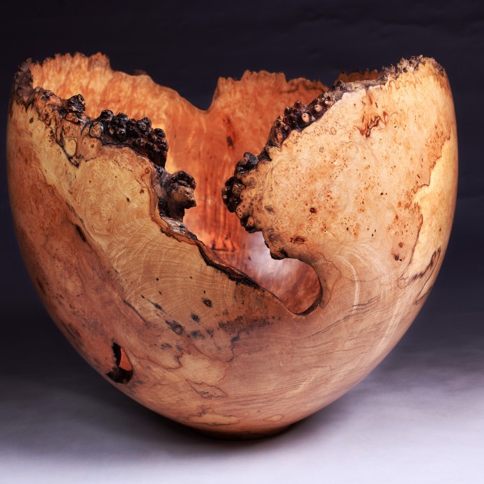 This wooden bowl by Angus Clyne is going to be exhibited as part of Perthshire Open Studios 2016.