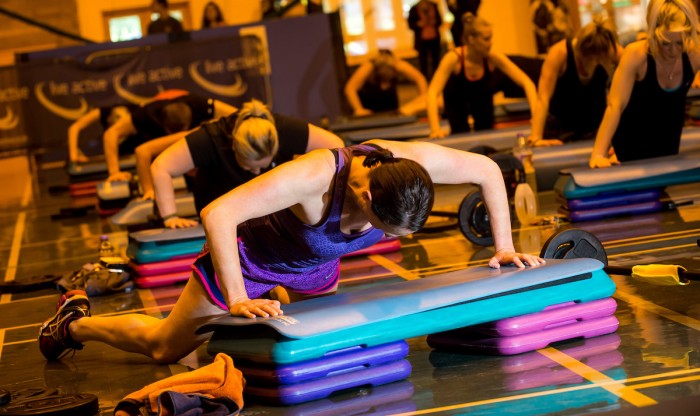 Fitness Step press up