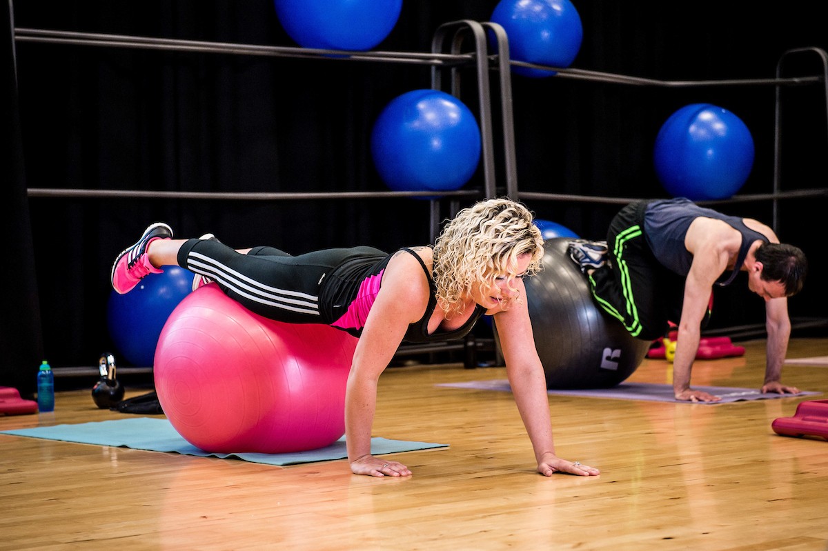 Fitness Core Stability press up