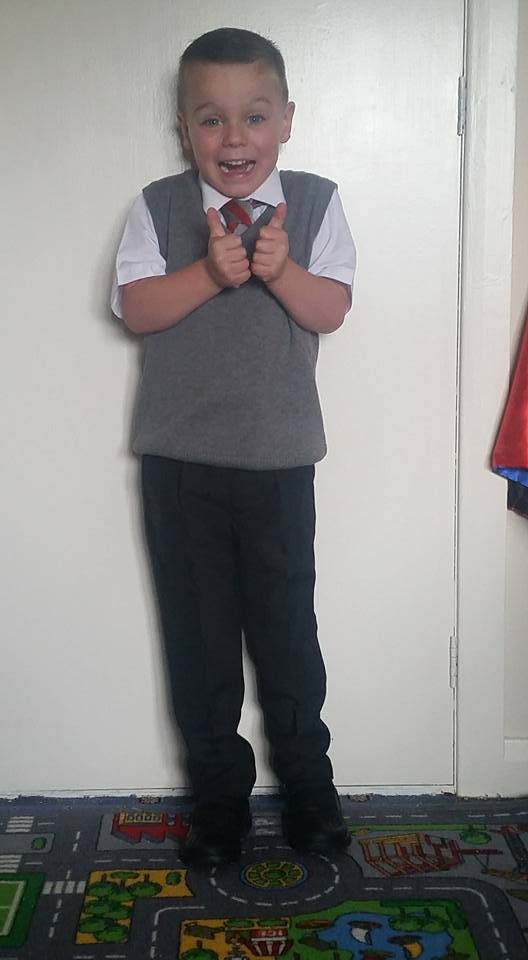 It's a thumbs up from Charlie! Leanne sent this picture of him all excited for his first day at Kettins Primary.