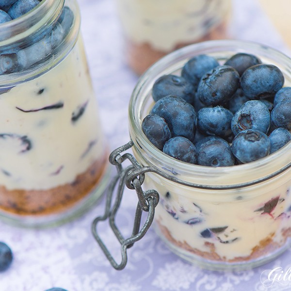 This weeks #smallcityrecipe is a deliciously fruity blueberry cheesecake in a jar.  Layer it up in the jar and serve!