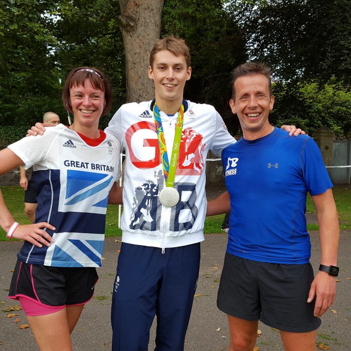 When Stephen met Steve! Steve Bonthrone and his wife were delighted to meet with our local Olympic Medalist. Think Steve challenged him to a race outwith the pool!