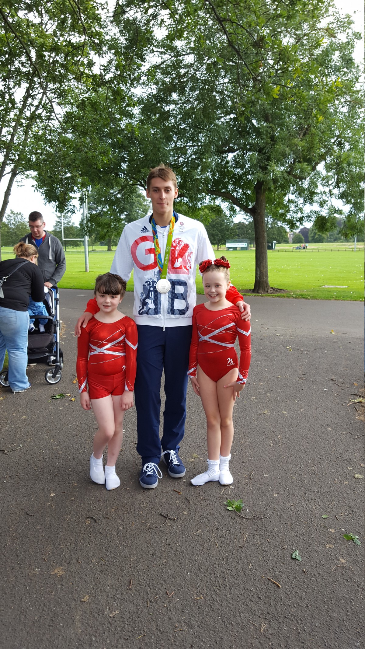 Everyone wanted a picture with Stephen Milne our local Olympic swimming Silver Medalist here in Perth!