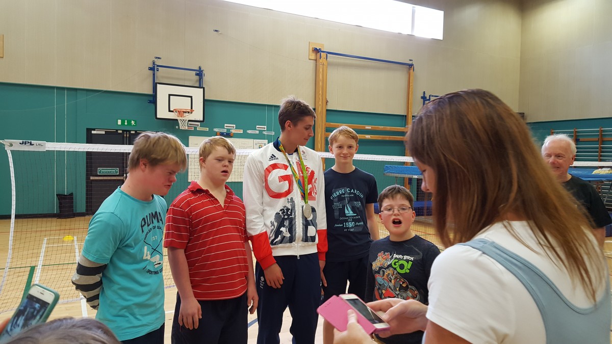 Stephen met several families and children in Perth on his return from the Rio 2016 Olympics.  Everyone was so proud to get their picture taken with him and hopefully inspired to be the next Olympic winner!