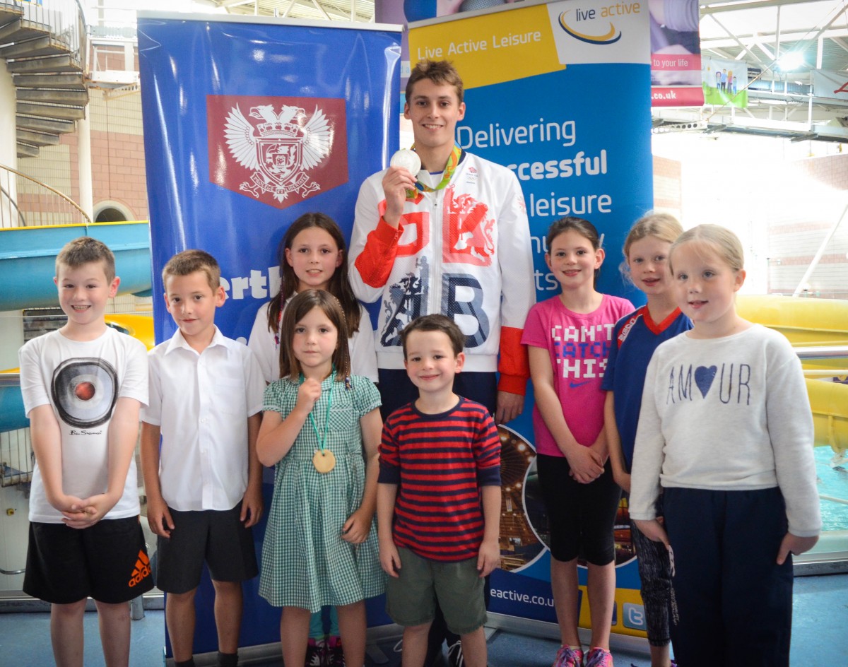 Stephen did a meet and greet and Perth Leisure Pool with his Olympic medal.  He had lots of fans and rightly so!