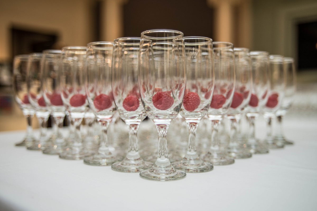 The Launch night at The Great Perthshire Picnic had prosecco aplenty! As businesses, politicians and members of staff came together to celebrate the start of the Great Perthshire Picnic 2016!