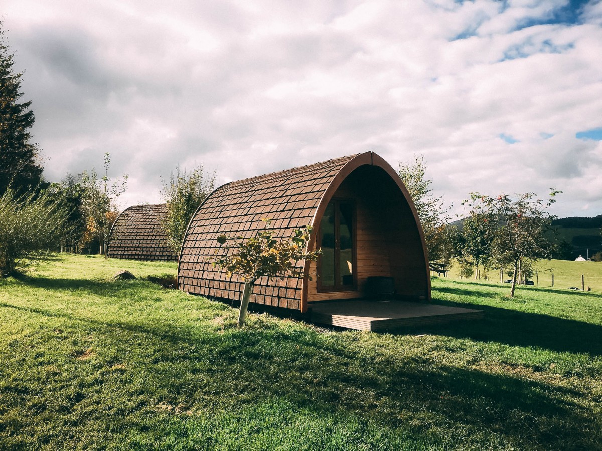 These pods are set amongst a lovely peaceful setting