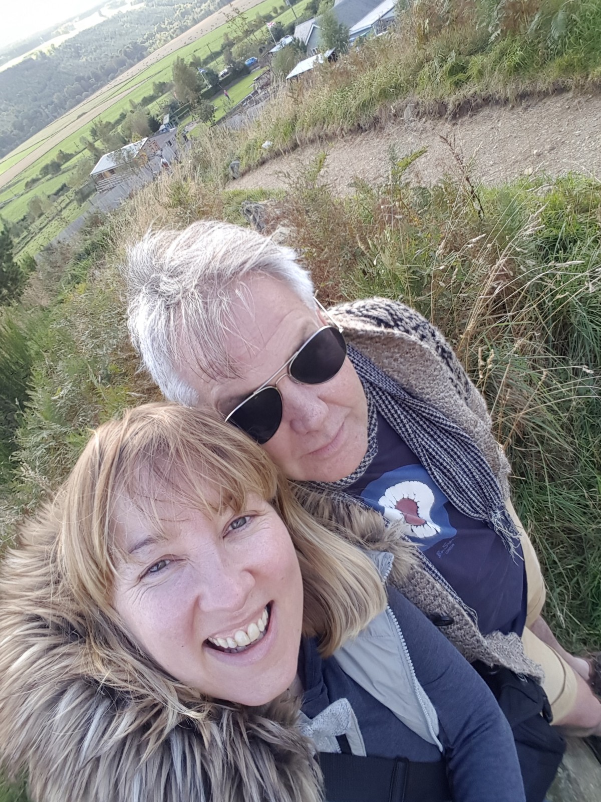 HIGHLAND SAFARIS - Roy in Nicki Selfie