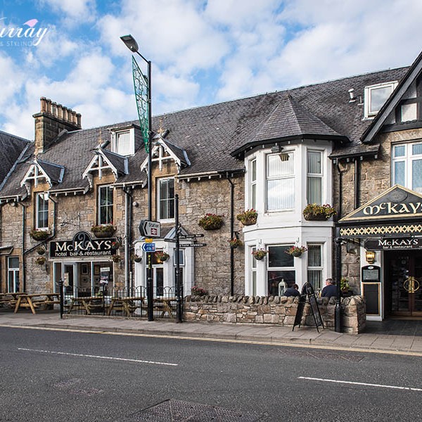 Gill headed of to the wonderful bar and restaurant McKays in Pitlochry Perthshire and sampled their delicious haggis lasagne.  It's a great use of this traditional Scottish ingredient in wholesome hearty cooking.