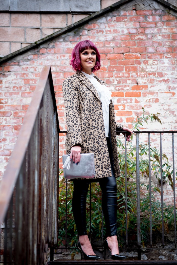 WIN A Â£250 Shopping Trip at River Island For You And A Friend!