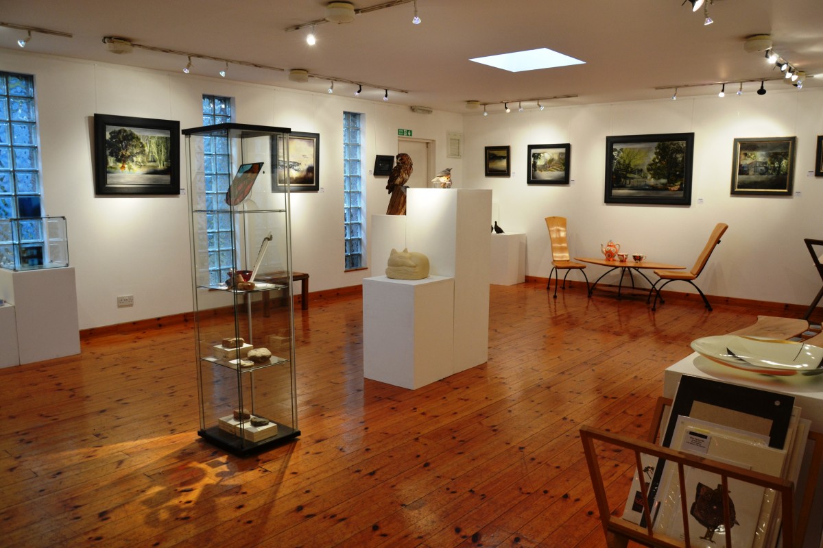 Christmas Gift Guide Frames interior